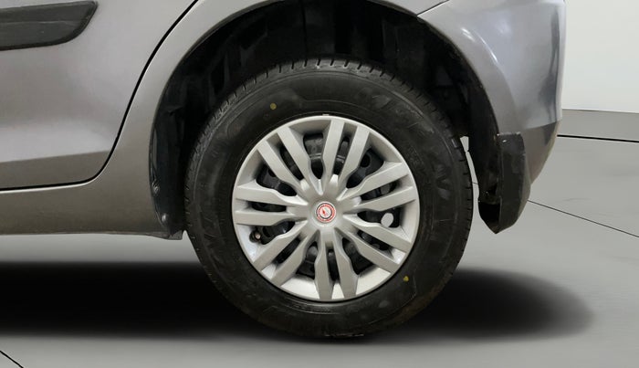 2016 Maruti Swift VXI, Petrol, Manual, 67,154 km, Left Rear Wheel