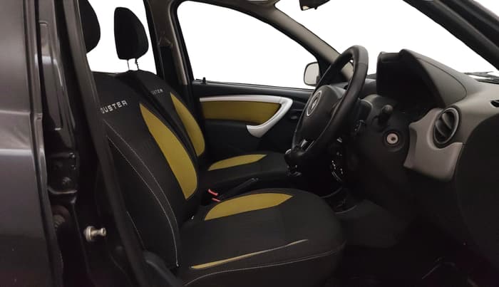 2014 Renault Duster 110 PS RXL DIESEL, Diesel, Manual, 41,148 km, Right Side Front Door Cabin