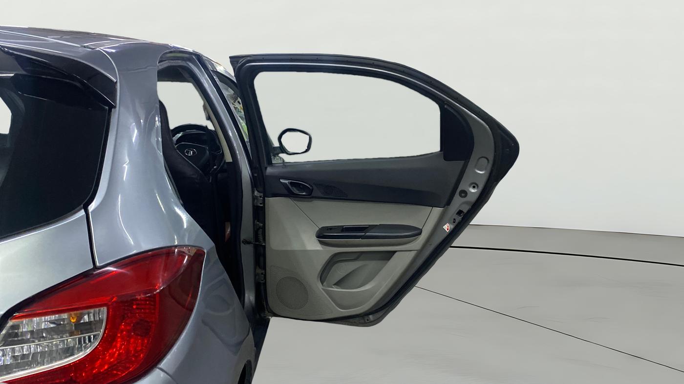 2019 Tata Tiago XT PETROL, Petrol, Manual, 72,414 km, RHS Rear Door
