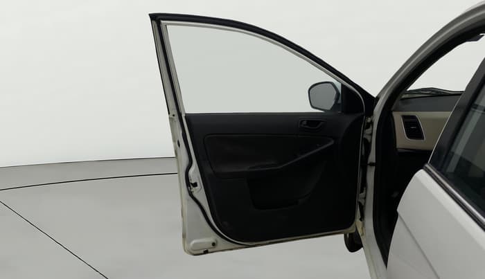 2014 Tata Zest XM PETROL, Petrol, Manual, 91,729 km, LHS Front Door