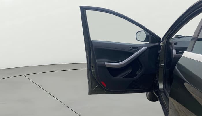 2022 Tata NEXON XM SUNROOF PETROL, Petrol, Manual, 52,446 km, LHS Front Door