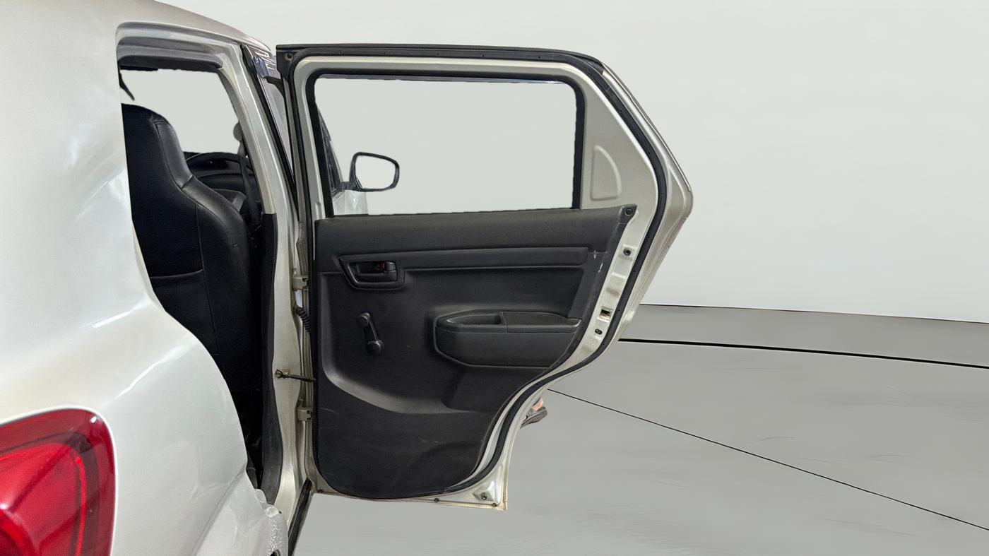 2019 Maruti S PRESSO VXI PLUS AMT, CNG, Automatic, 1,13,457 km, RHS Rear Door