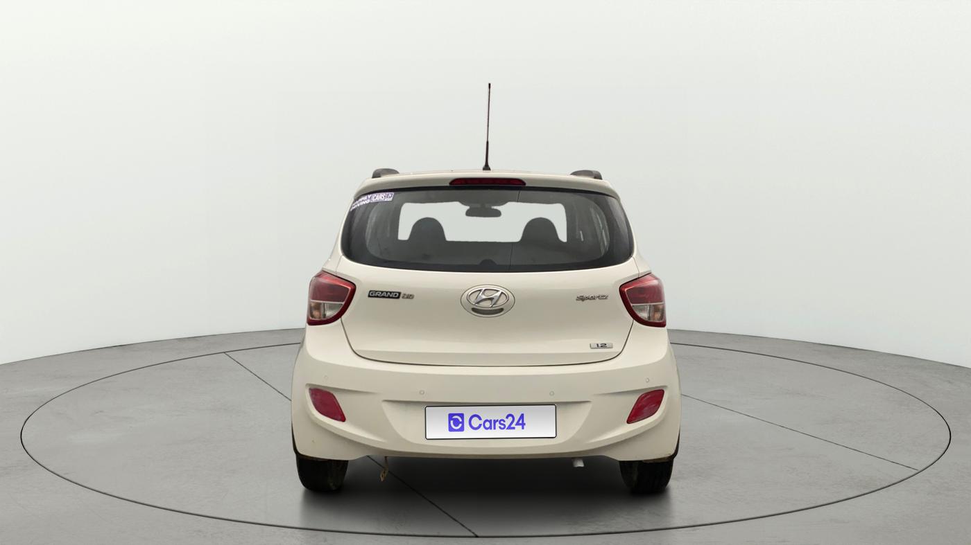 2015 Hyundai Grand i10 SPORTZ 1.2 KAPPA VTVT, Petrol, Manual, 27,891 km, Back/Rear