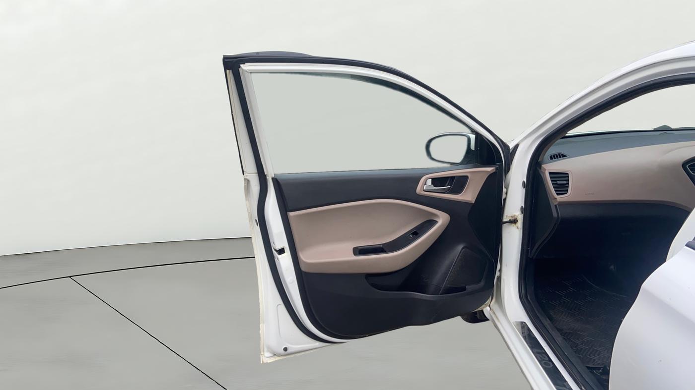 2019 Hyundai Elite i20 MAGNA PLUS 1.2, CNG, Manual, 65,019 km, LHS Front Door