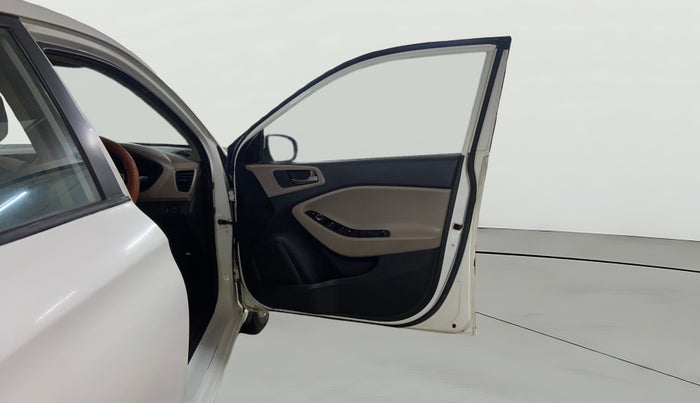 2016 Hyundai Elite i20 ASTA 1.4 CRDI (O), Diesel, Manual, 76,146 km, RHS Front Door