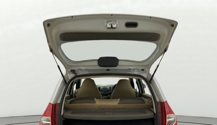 2013 Hyundai i10 SPORTZ 1.1, CNG, Manual, 60,028 km, Boot Door Open