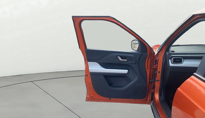 2021 Tata PUNCH CREATIVE  1.2 RTN DUAL TONE, Petrol, Manual, 30,276 km, LHS Front Door