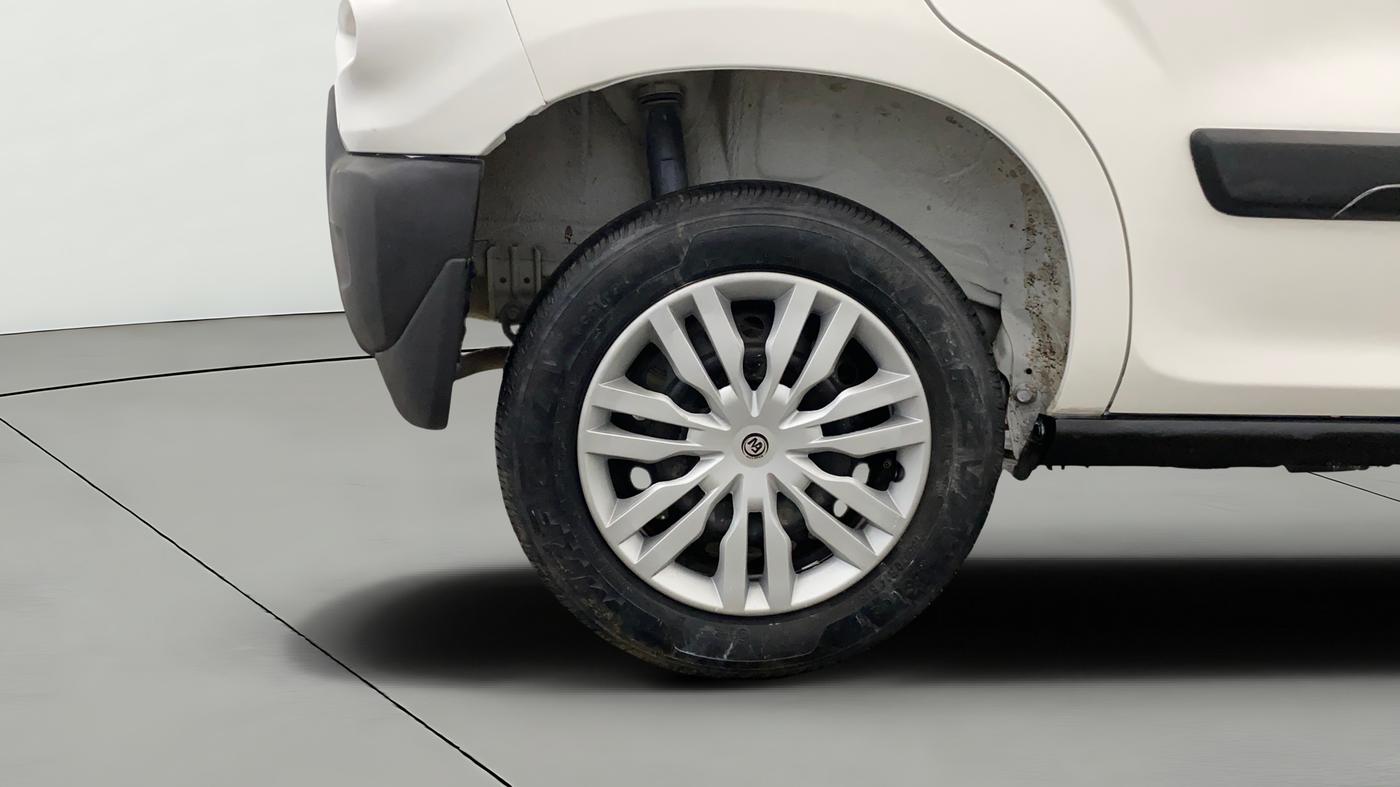 2021 Maruti S PRESSO VXI+, Petrol, Manual, 66,649 km, Right Rear Wheel