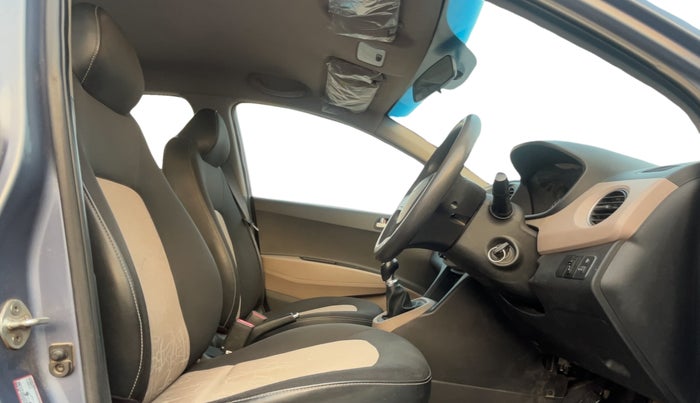 2016 Hyundai Grand i10 SPORTZ 1.2 KAPPA VTVT, Petrol, Manual, 48,070 km, Right Side Front Door Cabin