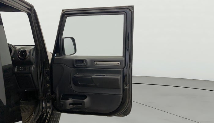 2021 Mahindra Thar LX PETROL HT 4WD AT, Petrol, Automatic, 29,926 km, RHS Front Door