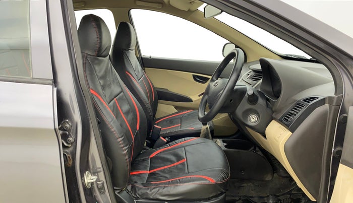 2017 Hyundai Eon ERA +, Petrol, Manual, 30,745 km, Right Side Front Door Cabin