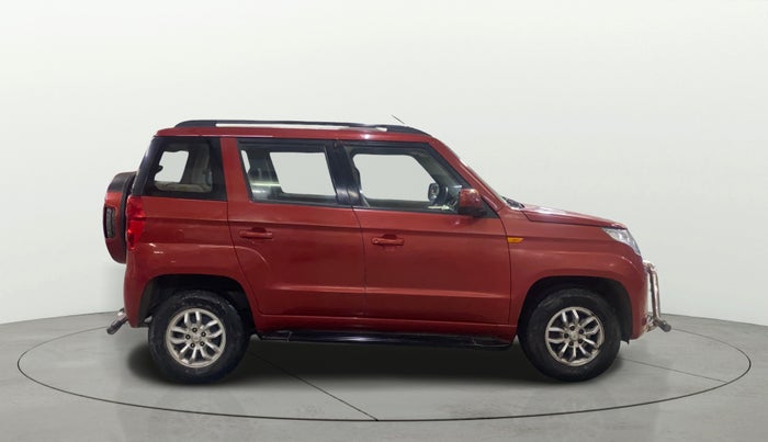 2016 Mahindra TUV300 T8, Diesel, Manual, 30,761 km, Right Side View