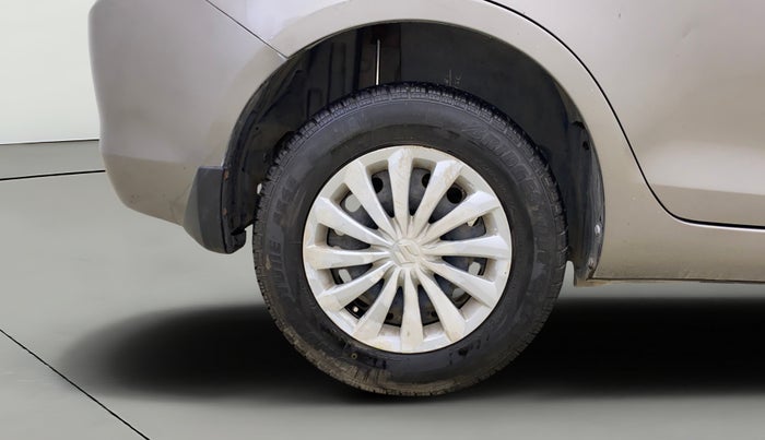 2015 Maruti Swift Dzire VXI, Petrol, Manual, 55,839 km, Right Rear Wheel