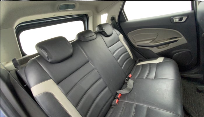 2017 Ford Ecosport TREND+ 1.5L DIESEL, Diesel, Manual, 46,289 km, Right Side Rear Door Cabin