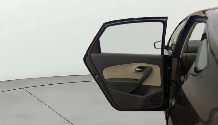 2015 Volkswagen Vento HIGHLINE 1.6 MPI, Petrol, Manual, 57,746 km, LHS Rear Door