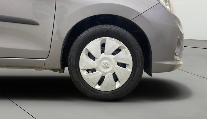 2017 Maruti Celerio ZXI, Petrol, Manual, 79,794 km, Right Front Wheel