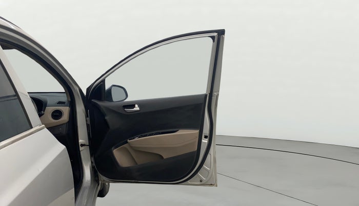 2016 Hyundai Grand i10 SPORTZ 1.2 KAPPA VTVT, Petrol, Manual, 77,525 km, RHS Front Door