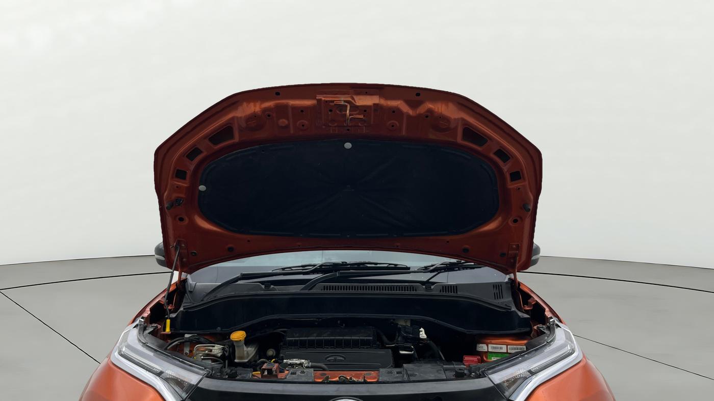 2022 Tata PUNCH CREATIVE  AMT, Petrol, Automatic, 30,558 km, Open Bonet