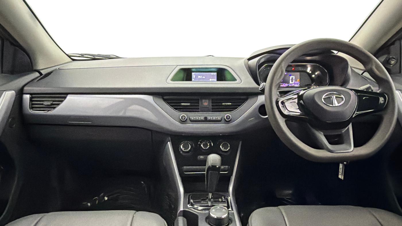 2021 Tata NEXON XMA PETROL, Petrol, Automatic, 67,984 km, Dashboard