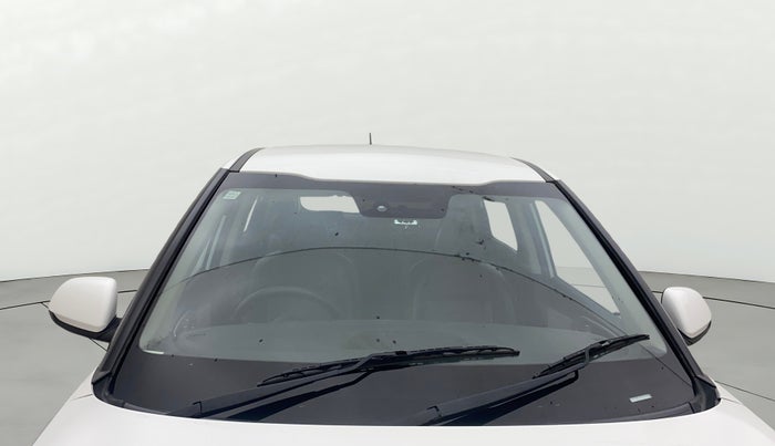 2023 KIA CARENS  PREMIUM 1.5 TURBO PETROL IMT 7 STR, Petrol, Manual, 28,543 km, Front Windshield