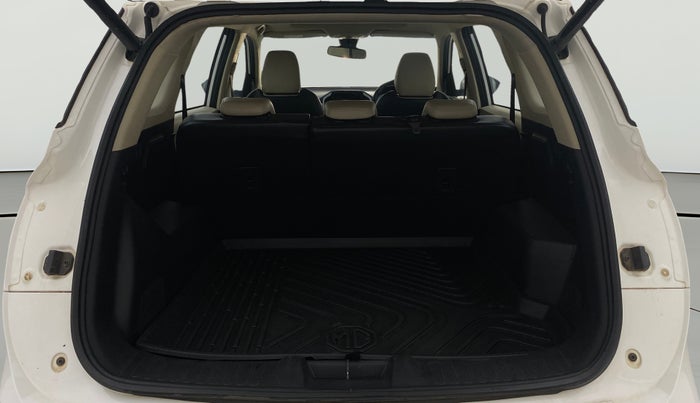 2021 MG HECTOR SHARP 1.5 PETROL CVT, Petrol, Automatic, 77,855 km, Boot Open Zoomed View