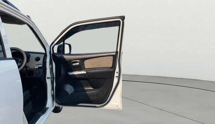 2015 Maruti Wagon R 1.0 VXI, Petrol, Manual, 80,292 km, RHS Front Door