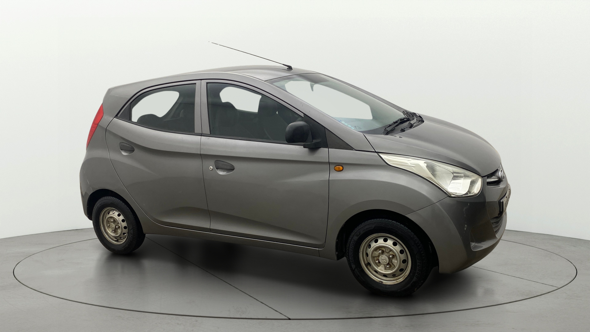 2013 Hyundai EON ERA +