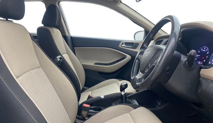 2015 Hyundai Elite i20 ASTA 1.2 (O), Petrol, Manual, 98,299 km, Right Side Front Door Cabin