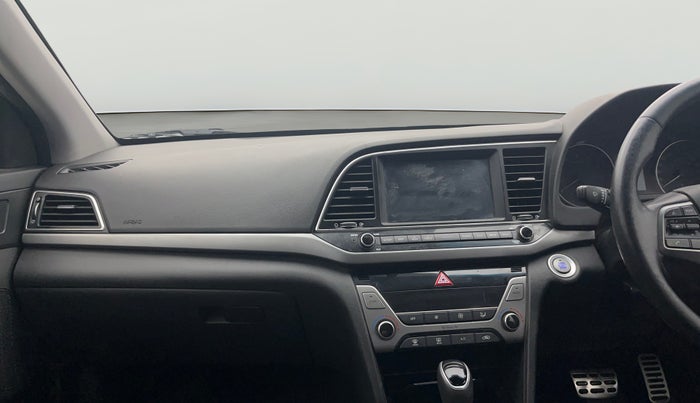 2017 Hyundai New Elantra 2.0 SX(O) AT PETROL, Petrol, Automatic, 75,804 km, Air Conditioner