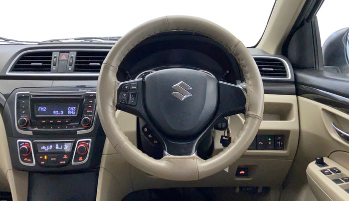 2015 Maruti Ciaz VXI+, Petrol, Manual, 78,414 km, Steering Wheel Close Up
