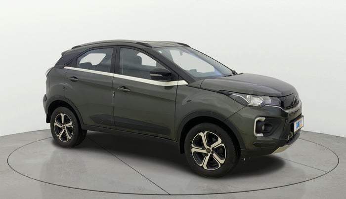 2021 Tata NEXON XZA PLUS SUNROOF PETROL, Petrol, Automatic, 26,481 km, Right Front Diagonal