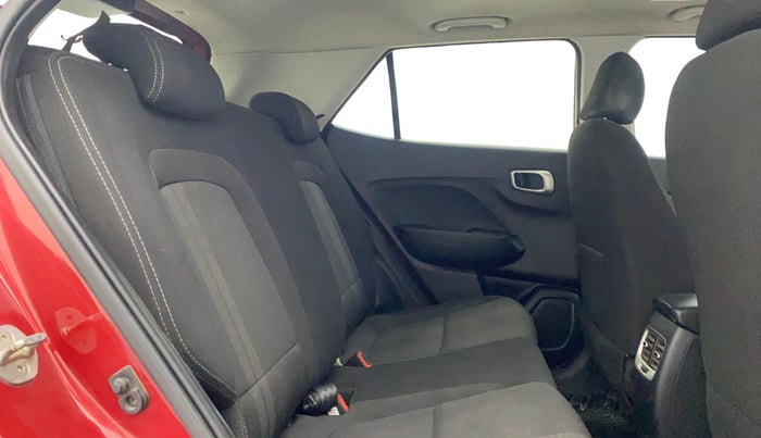 2020 Hyundai VENUE SX 1.0 TURBO, Petrol, Manual, 63,718 km, Right Side Rear Door Cabin
