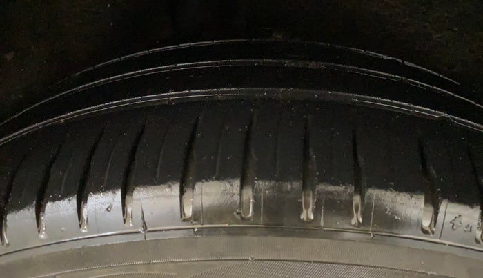 2019 Ford Ecosport TITANIUM + 1.5L PETROL AT, Petrol, Automatic, 93,138 km, Right Rear Tyre Tread