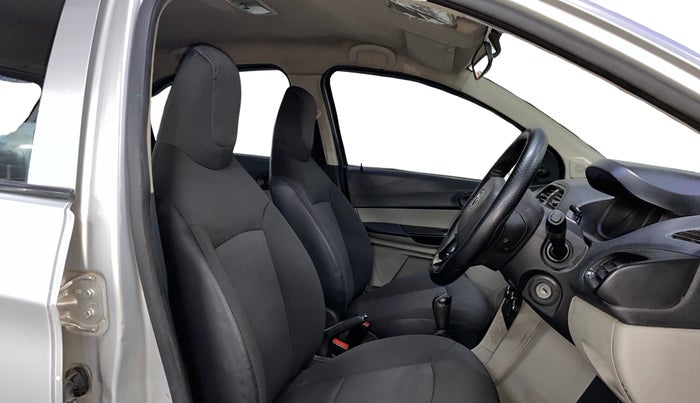 2018 Tata Tiago XM DIESEL, Diesel, Manual, 1,19,988 km, Right Side Front Door Cabin