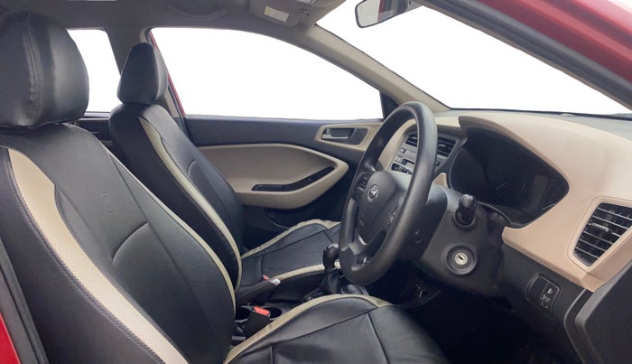 2016 Hyundai Elite i20 MAGNA 1.2, Petrol, Manual, 64,361 km, Right Side Front Door Cabin