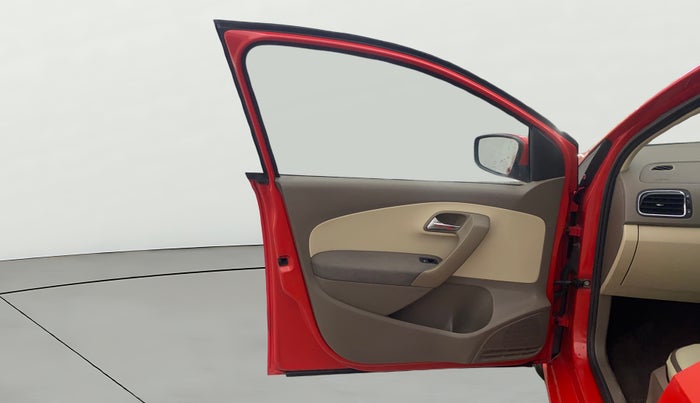 2013 Skoda Rapid ELEGANCE 1.6 TDI CR MT, Diesel, Manual, 1,02,515 km, LHS Front Door