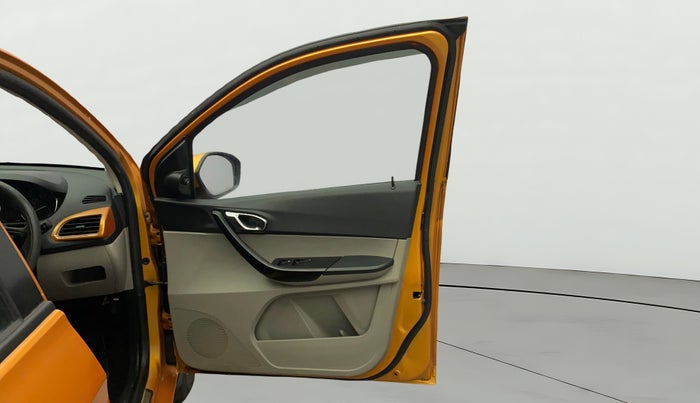 2018 Tata Tiago XZA PETROL, Petrol, Automatic, 66,608 km, RHS Front Door