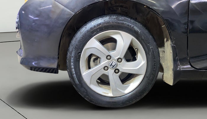 2016 Honda City 1.5L I-VTEC VX (O) MT, Petrol, Manual, 1,01,098 km, Left Front Wheel