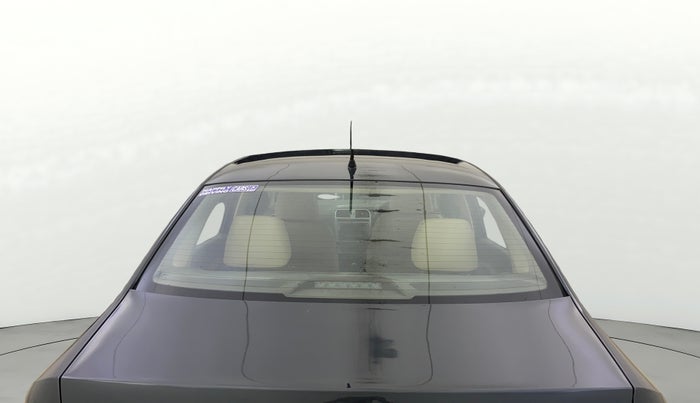 2016 Volkswagen Vento HIGHLINE 1.6 MPI, Petrol, Manual, 1,13,438 km, Rear Windshield