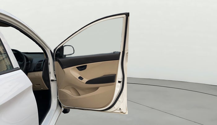 2013 Hyundai Eon MAGNA +, Petrol, Manual, 40,001 km, RHS Front Door