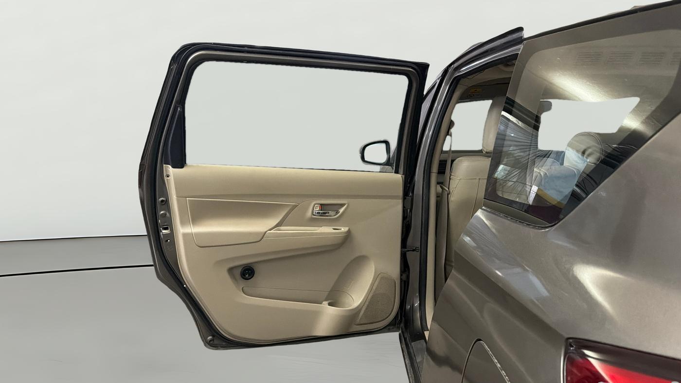 2019 Maruti Ertiga VXI CNG, CNG, Manual, 75,526 km, LHS Rear Door