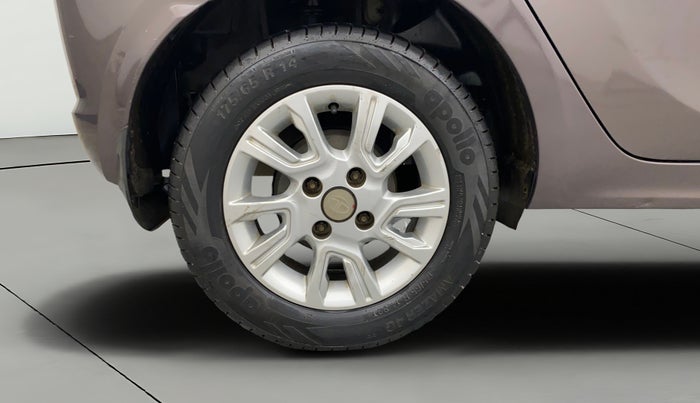 2018 Tata Tiago XZ PETROL, Petrol, Manual, 75,228 km, Right Rear Wheel