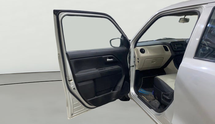 2023 Maruti New Wagon-R VXI CNG 1.0, CNG, Manual, 92,915 km, LHS Front Door