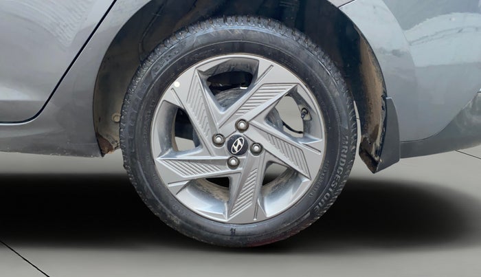 2020 Hyundai Verna SX 1.5 VTVT, Petrol, Manual, 10,417 km, Left Rear Wheel