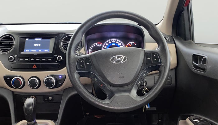 2018 Hyundai Grand i10 MAGNA AT 1.2 KAPPA VTVT, Petrol, Automatic, 45,514 km, Steering Wheel Close Up