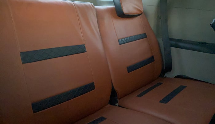 2022 Renault TRIBER RXZ, Petrol, Manual, 72,311 km, Third Seat Row ( optional )