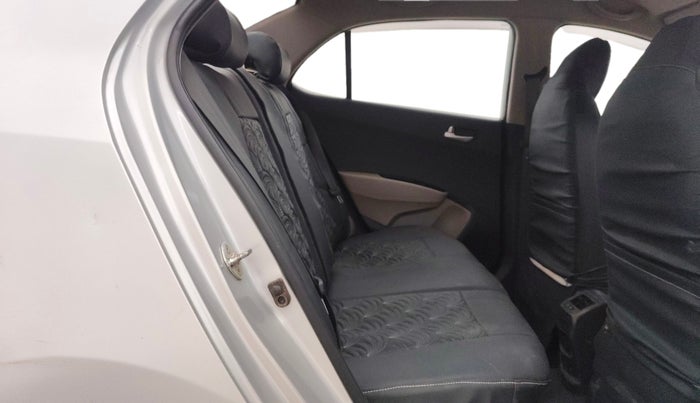 2015 Hyundai Xcent S 1.2, Petrol, Manual, 1,00,172 km, Right Side Rear Door Cabin