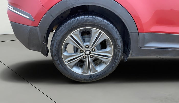 2016 Hyundai Creta SX PLUS AT 1.6 PETROL, Petrol, Automatic, 1,01,744 km, Right Rear Wheel