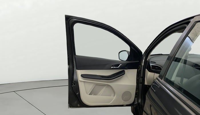 2022 Tata Tiago XZ PLUS CNG, CNG, Manual, 62,618 km, LHS Front Door