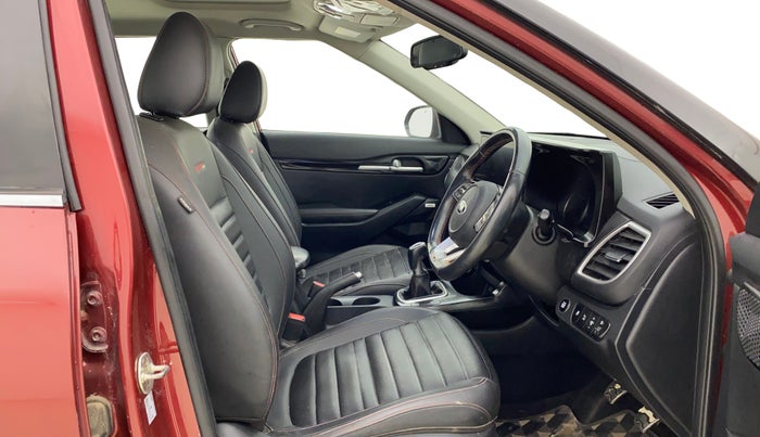 2020 KIA SELTOS GTX PLUS 1.4 PETROL, Petrol, Manual, 70,565 km, Right Side Front Door Cabin